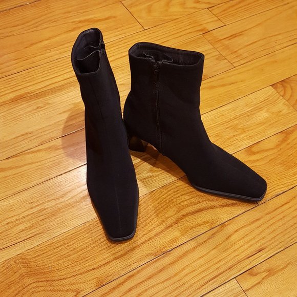 Stuart Weitzman Women's Boots - Picture 1 of 4